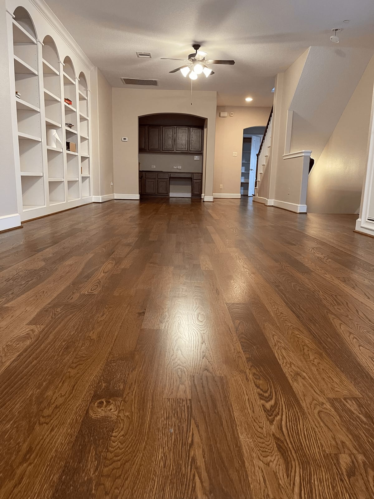 Site-finished oak hardwood floor install